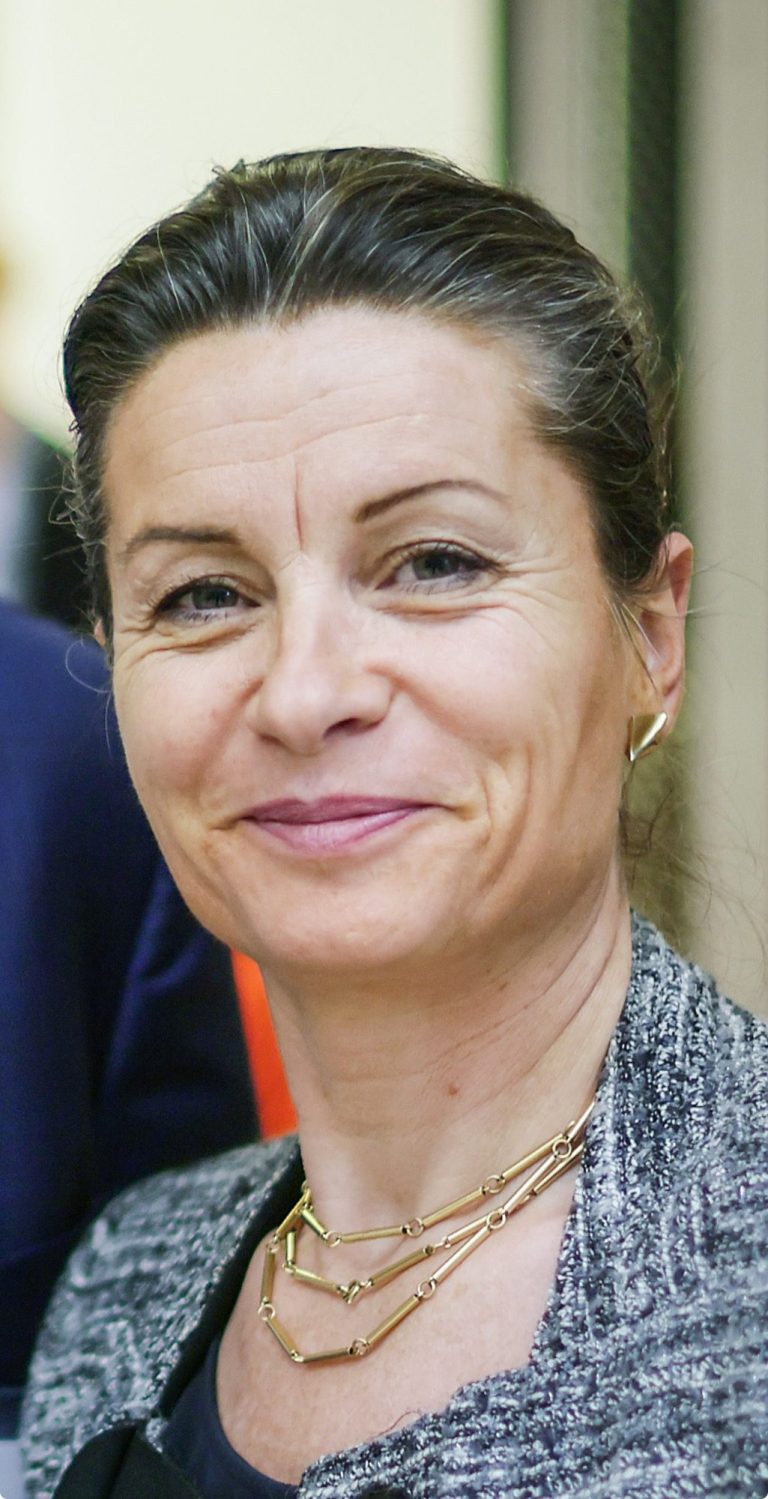 Armida Hemeling Armida Hemeling